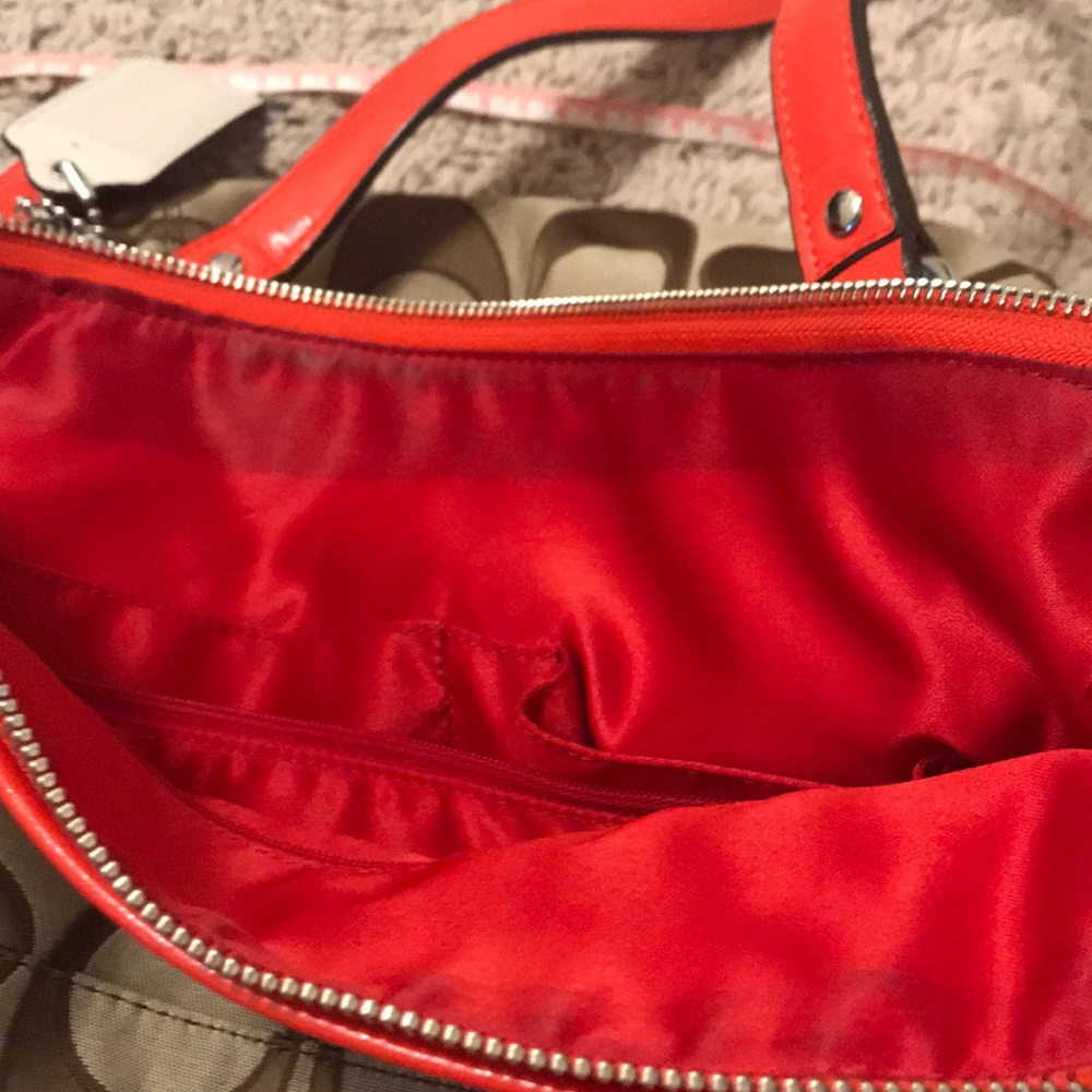 Large Coach Bag - Picture 4 of 8